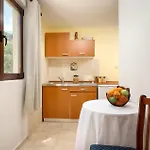Holiday home 6 Bedroom Gorgeous In Mastrinka *