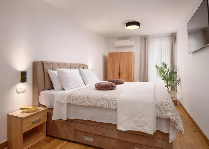 Beautiful In Mastrinka With Wifi Сasa de vacaciones Trogir