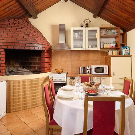 Cozy In Mastrinka * Trogir
